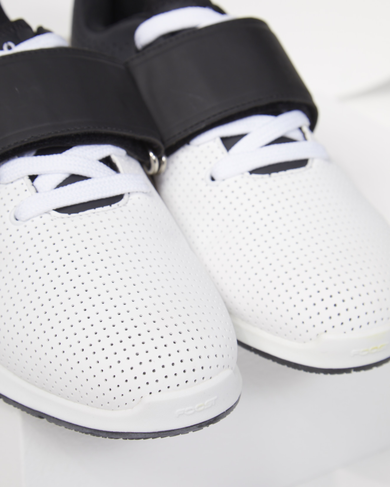 Athlete training in FOOST Lifter weightlifting shoes